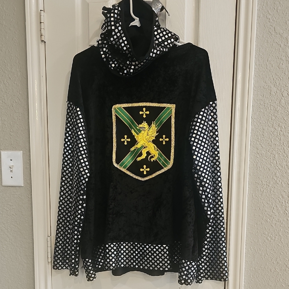 Griffin Crest Medievil Knight Warrior Costume Top Hood Set One Size Halloween